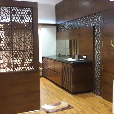 ג'אבלפור Hotel Samdareeya Pvt Ltd מראה חיצוני תמונה