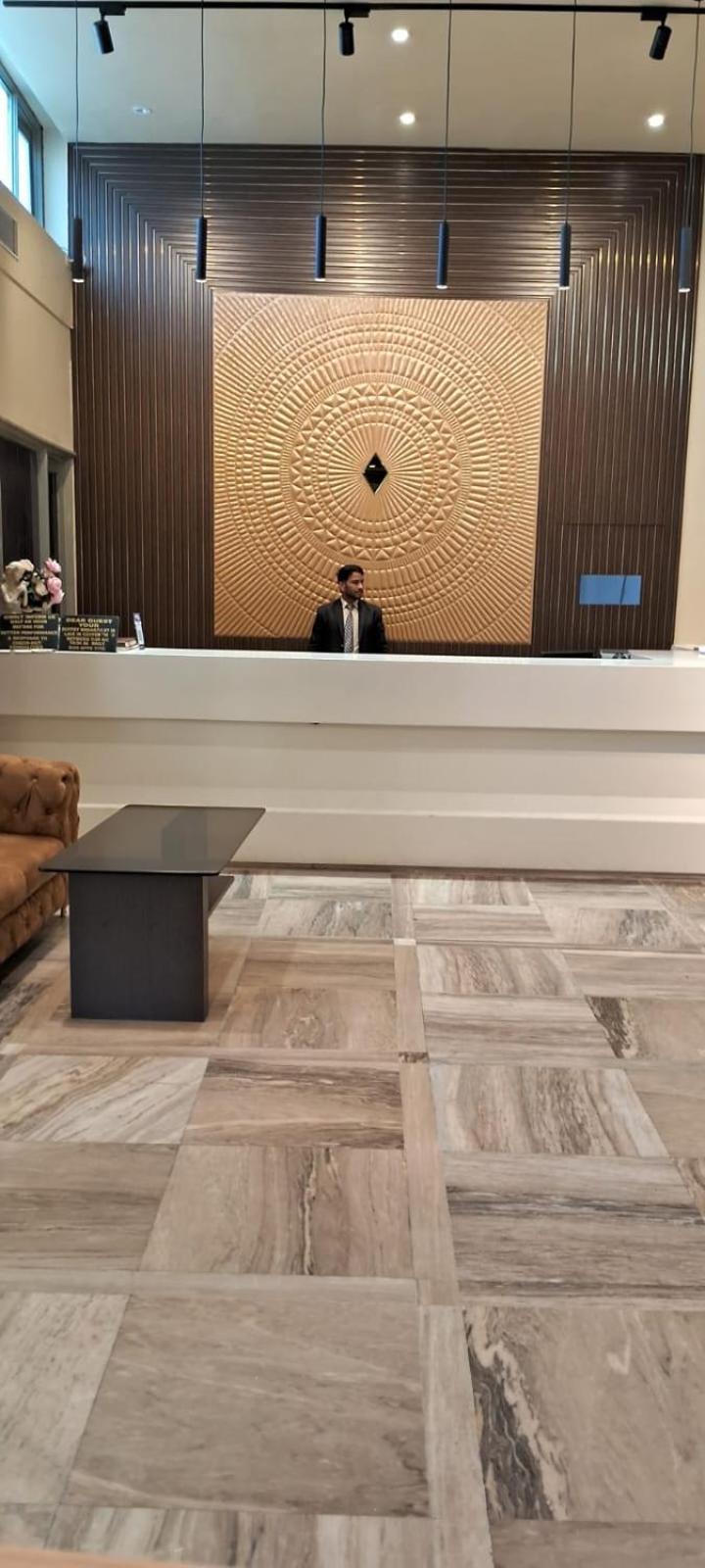 ג'אבלפור Hotel Samdareeya Pvt Ltd מראה חיצוני תמונה